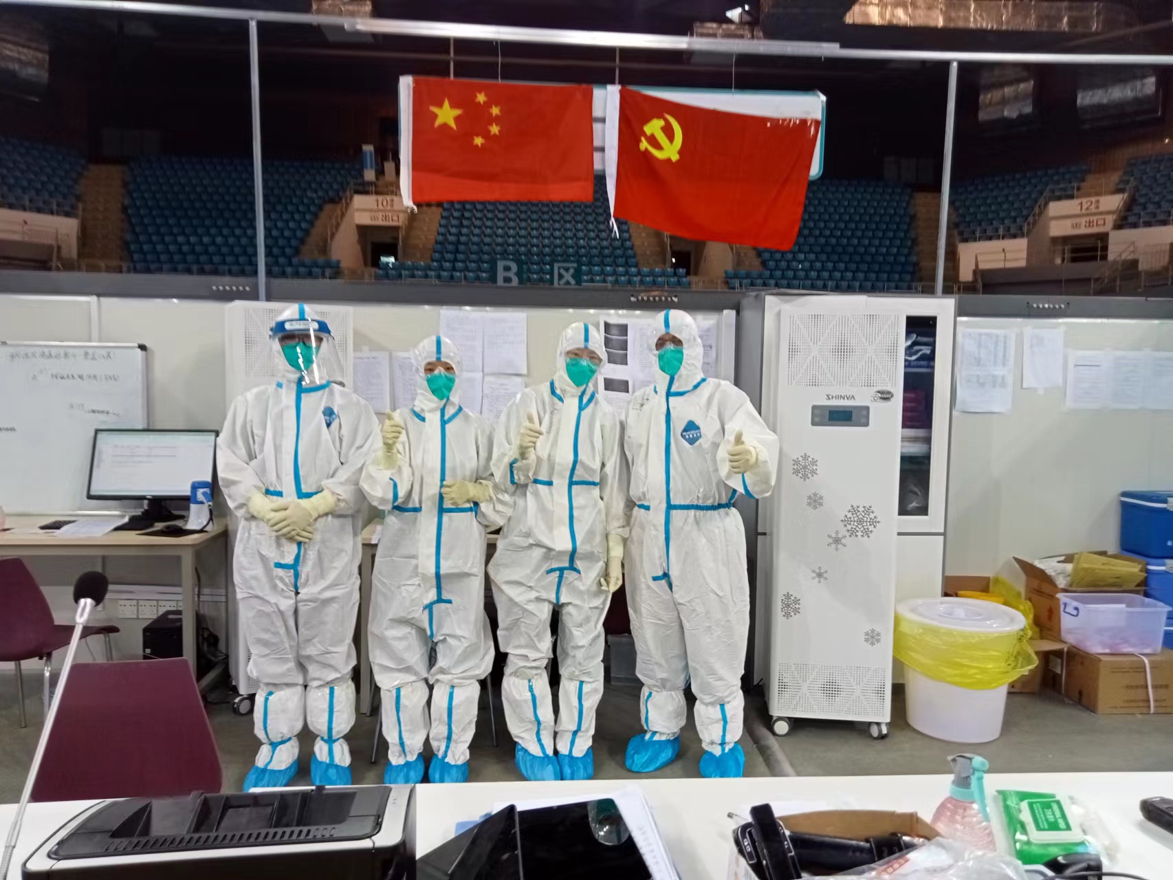 【同心抗疫】在方舱的这些日子里,累并快乐着 【同心抗疫】在方舱的这些日子里,累并快乐着