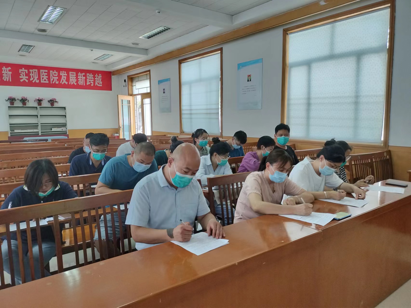 济宁市公共卫生医疗中心举办第二期特种设备安全生产“大学习、大培训、大考试”专项行动 济宁市公共卫生医疗中心举办第二期特种设备安全生产“大学习、大培训、大考试”专项行动
