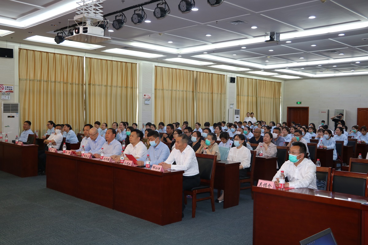 【庆祝5·12国际护士节】护理促健康 携手向未来 ——济宁市公共卫生医疗中心举办庆祝建院70周年暨5.12护士节表彰大会 【庆祝5·12国际护士节】护理促健康 携手向未来 ——济宁市公共卫生医疗中心举办庆祝建院70周年暨5.12护士节表彰大会
